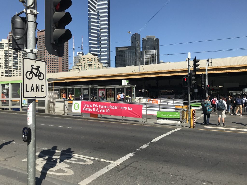 F1オーストラリアGP　トラム　フリンダースストリート駅